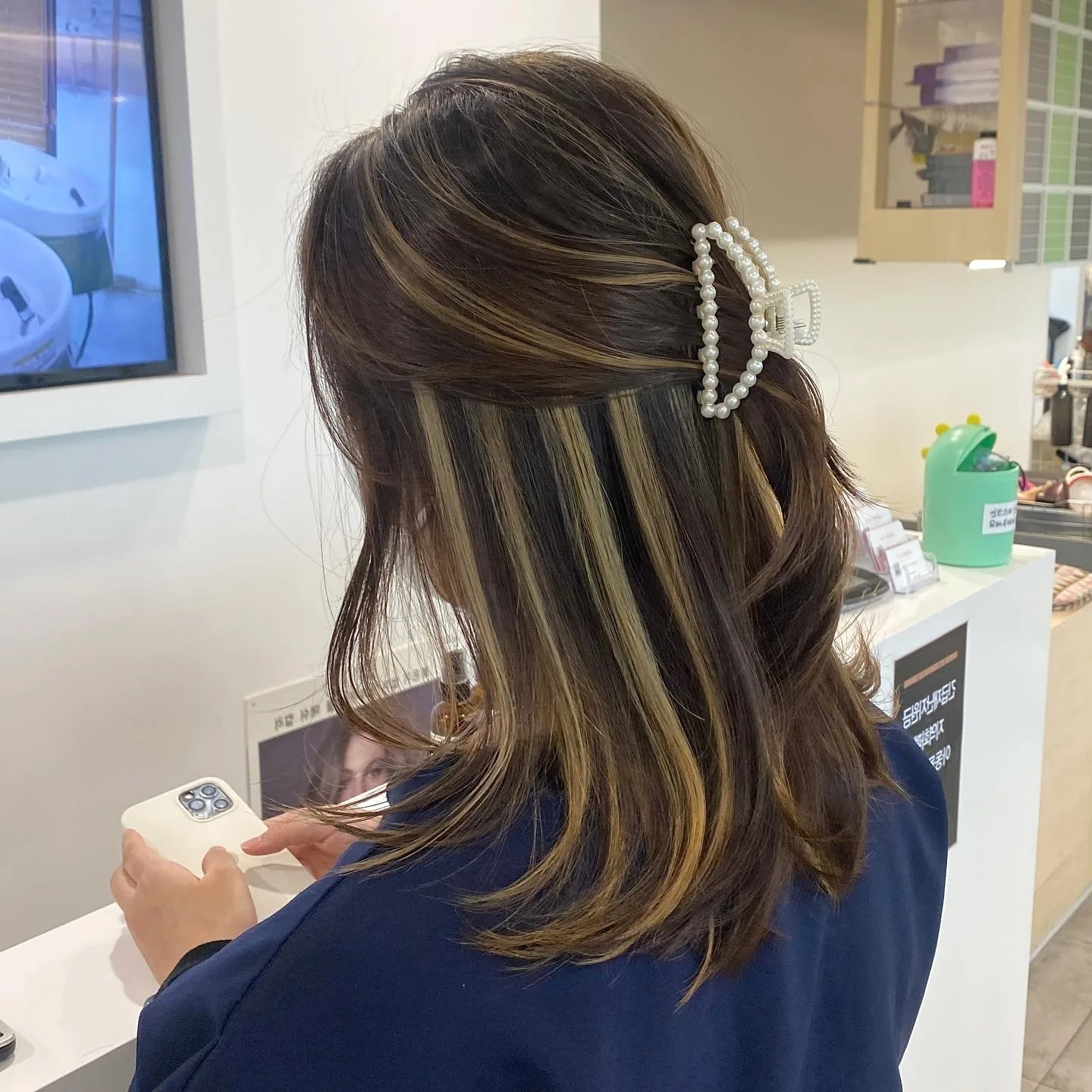 Elegant Highlights Korean Hair Color