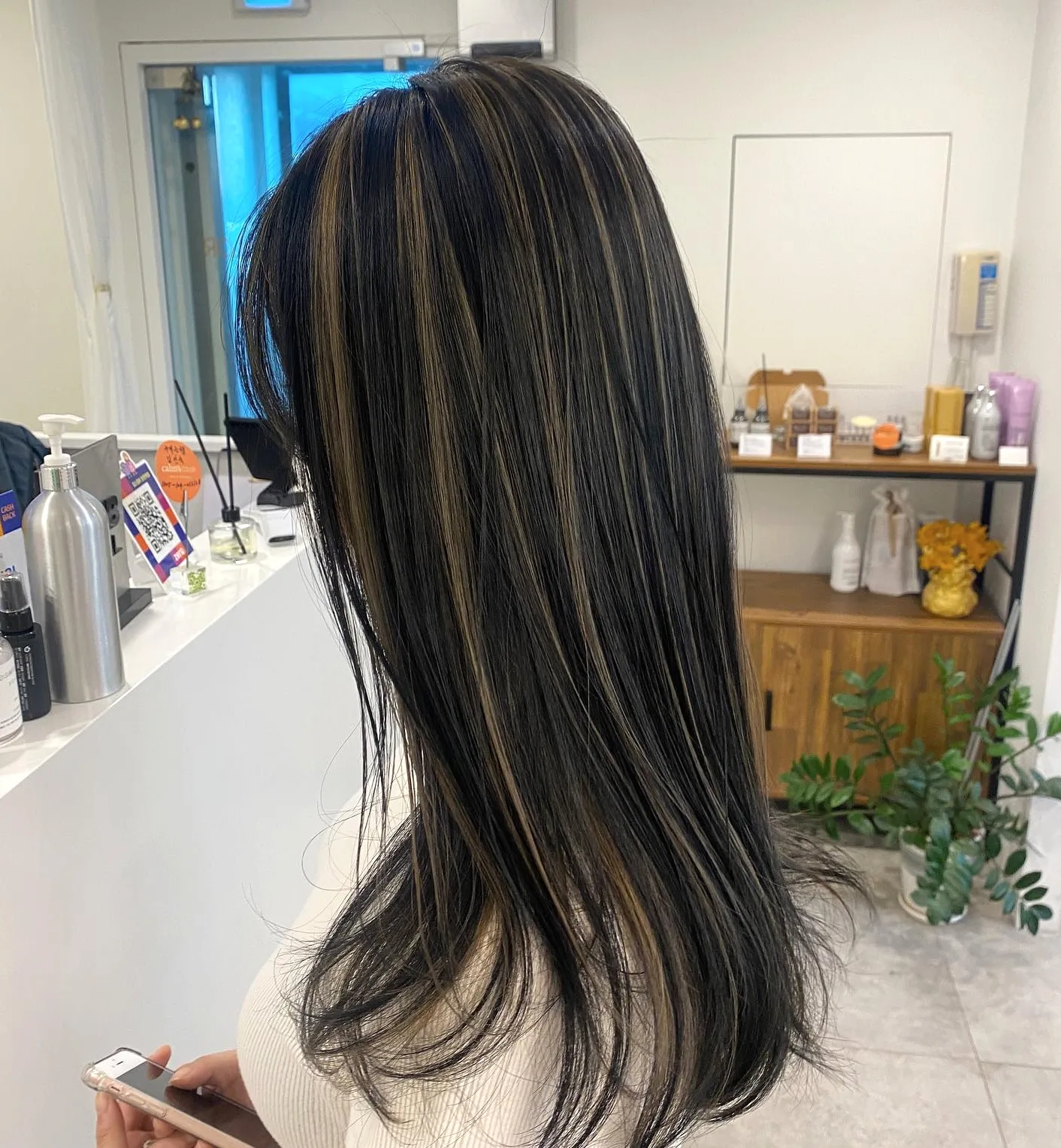 7 Amazing Korean Money Piece Hair Trends in 2026 | Seoul Hair Salon 8 Korean Money Piece Hair maintenance tips