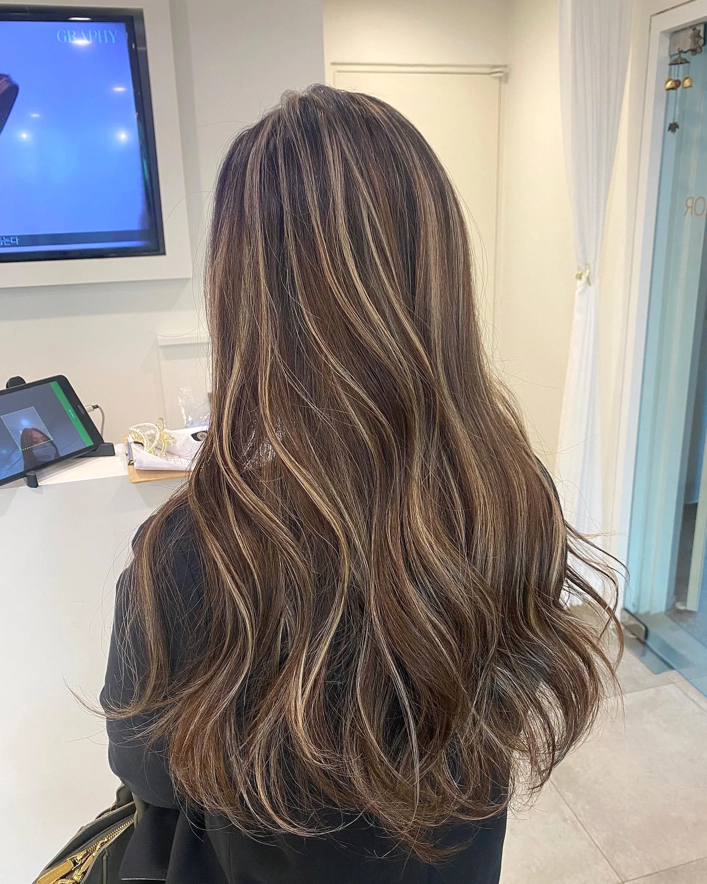 Korean Maple Brown Hair Guide 2026: 7 Gorgeous Ideas | Seoul Hair Salon 5 Korean Maple Brown Hair coloring process