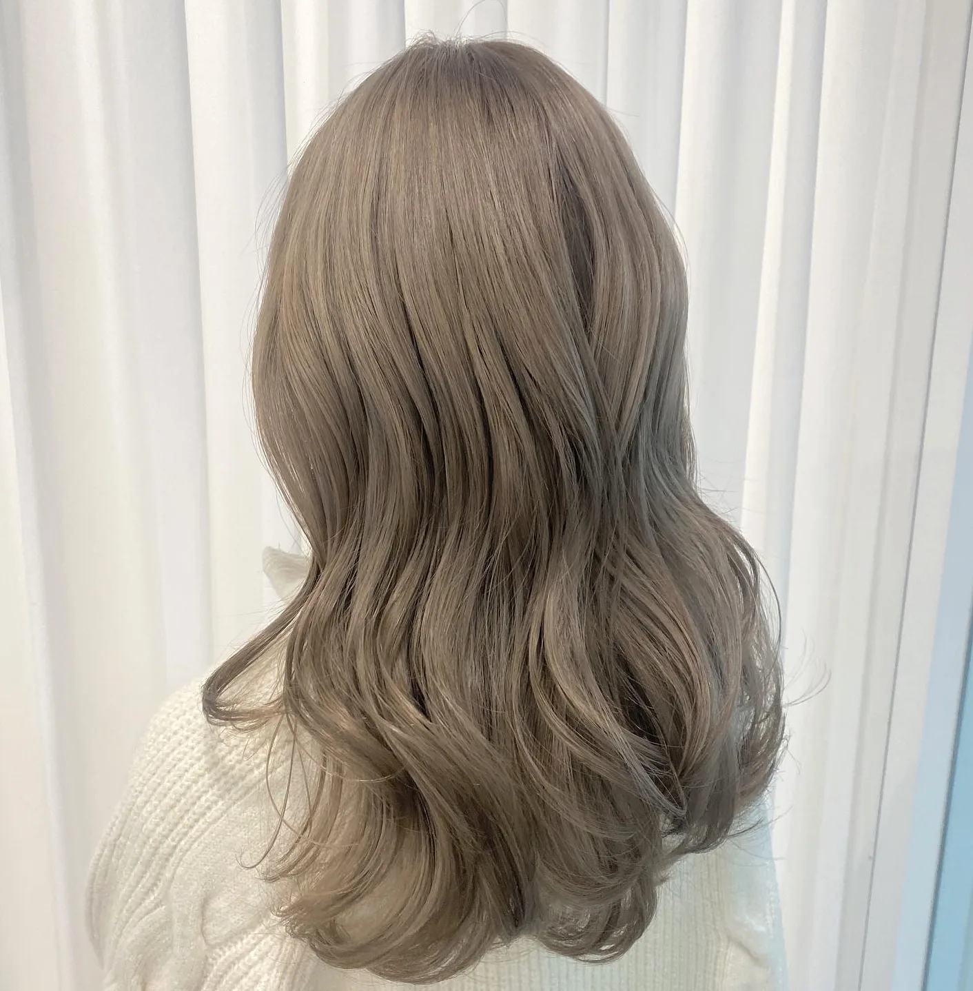 chic winter hair colors Seoul - Style 6 at Korea Hair Salon Seoul