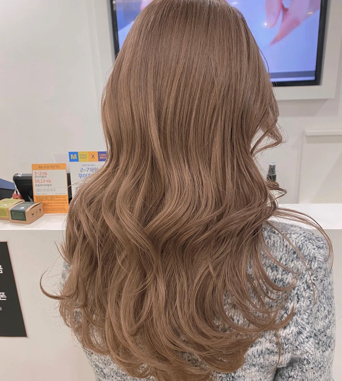 Gorgeous Korean Layered Hair Color Collection: 7 Must-See Looks | Seoul Hair Salon 8 Korean Layered Hair Color maintenance tips