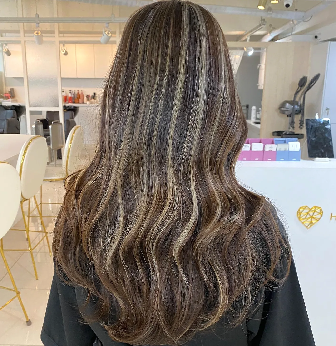 Gorgeous Korean Caramel Highlights Collection: 7 Must-See Looks | Seoul Hair Salon 9 Korean Caramel Highlights booking information