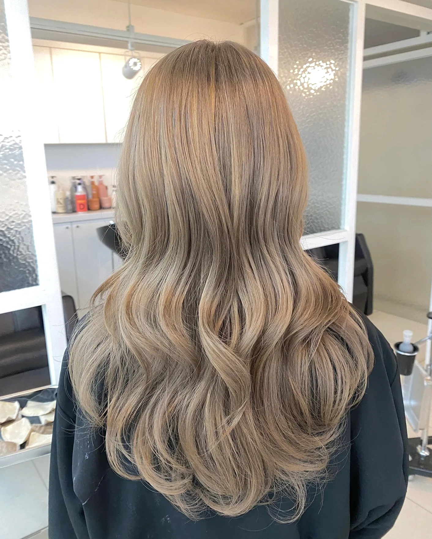 Gorgeous Korean Burgundy Hair Color Collection: 7 Must-See Looks | Seoul Hair Salon 8 Korean Burgundy Hair Color maintenance tips