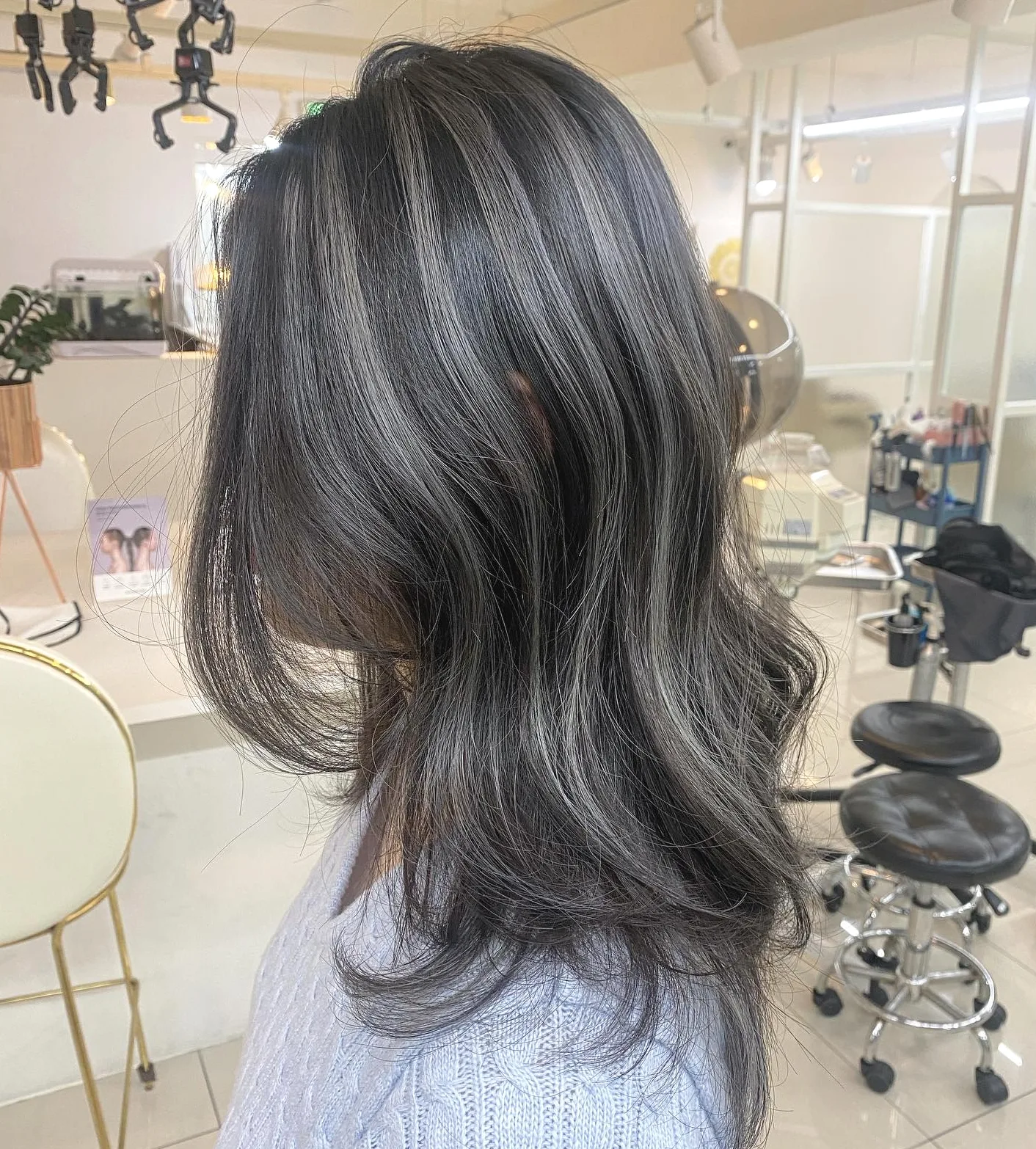 Korean Auburn Hair Guide 2026: 7 Gorgeous Ideas | Seoul Hair Salon 9 Korean Auburn Hair booking information