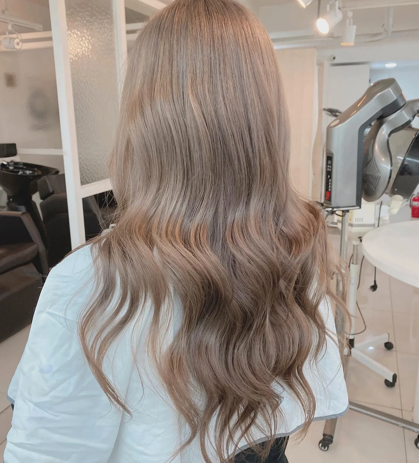 Gorgeous Korean Cool Tone Brown Collection: 7 Must-See Looks | Seoul Hair Salon 3 Korean Cool Tone Brown style example