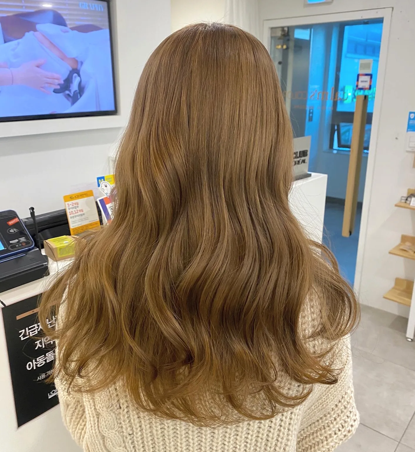 7 Stunning Korean Balayage Styles You Need to Try | Seoul Hair Salon 10 Korean balayage caramel brown