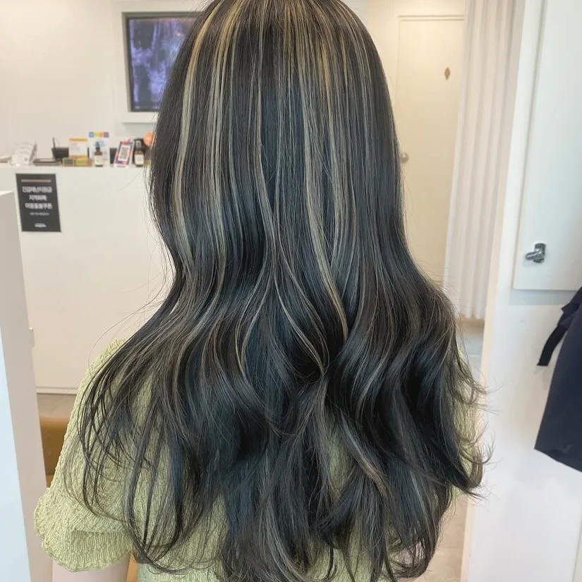 7 Beautiful Korean Espresso Hair Inspirations | Seoul Hair Salon 5 Korean Espresso Hair coloring process