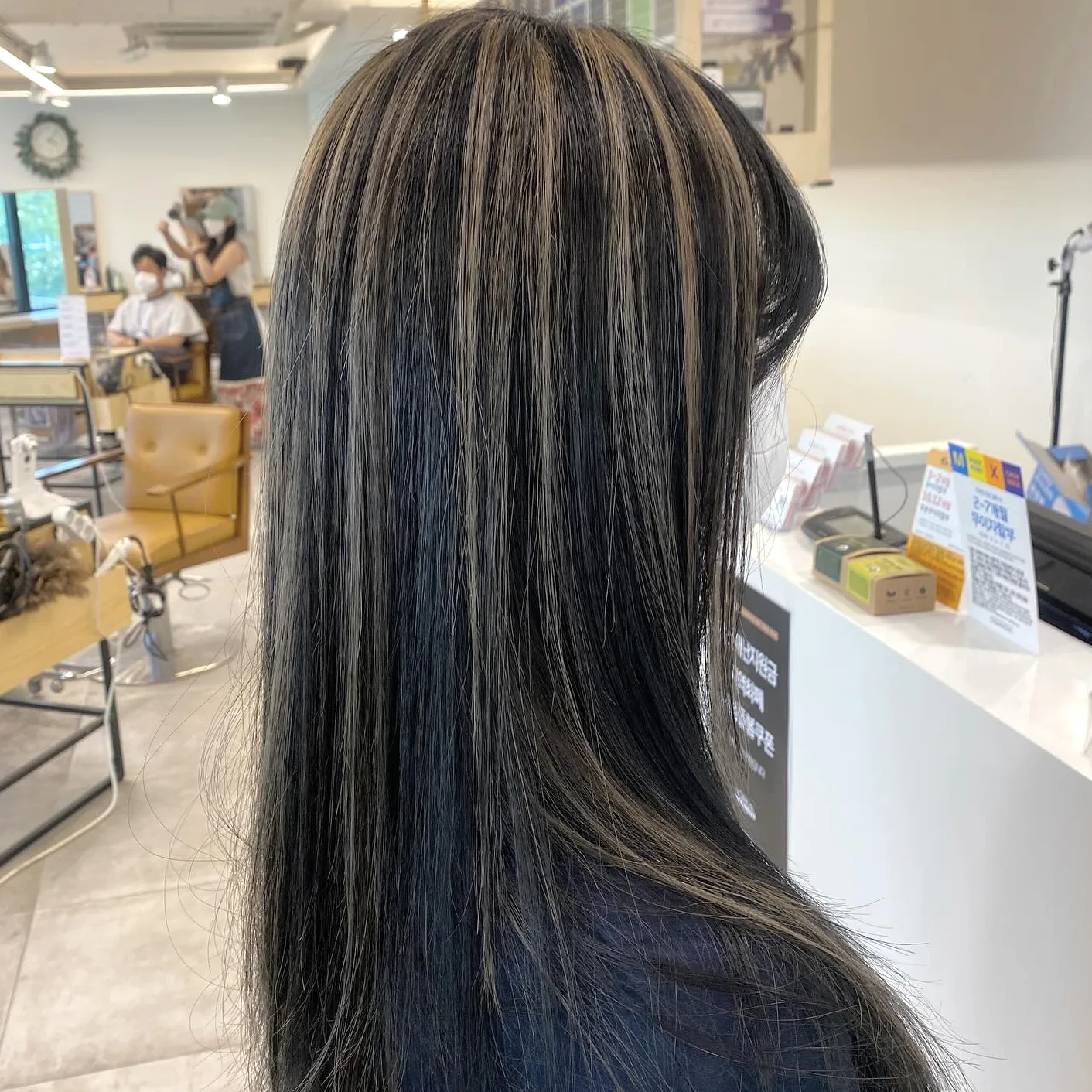 Gorgeous Korean Bronde Hair Collection: 7 Must-See Looks | Seoul Hair Salon 4 Korean Bronde Hair at Seoul Hair Salon