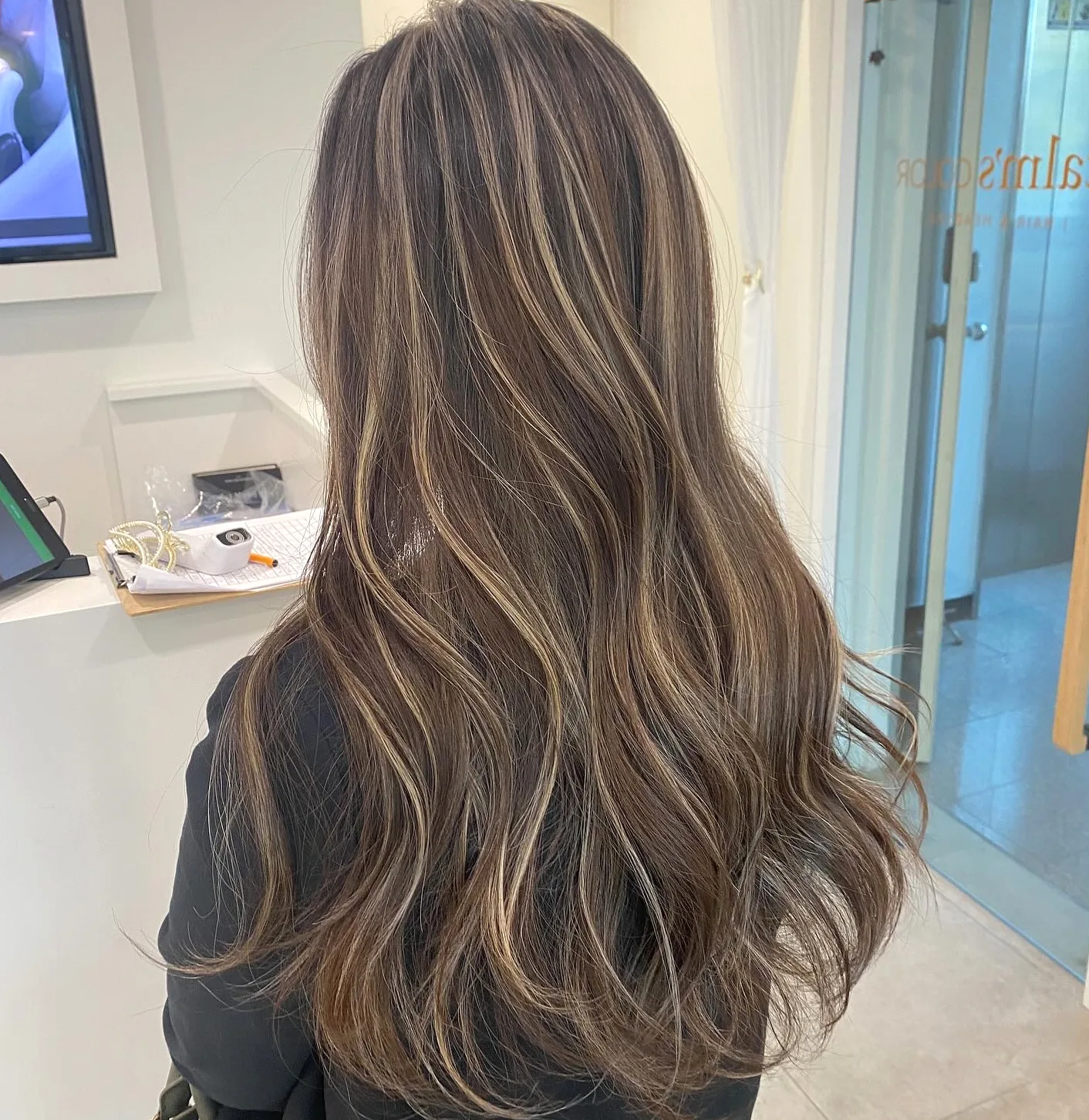 Korean Toffee Brown Hair Guide 2026: 7 Gorgeous Ideas | Seoul Hair Salon 3 Korean Toffee Brown Hair style example