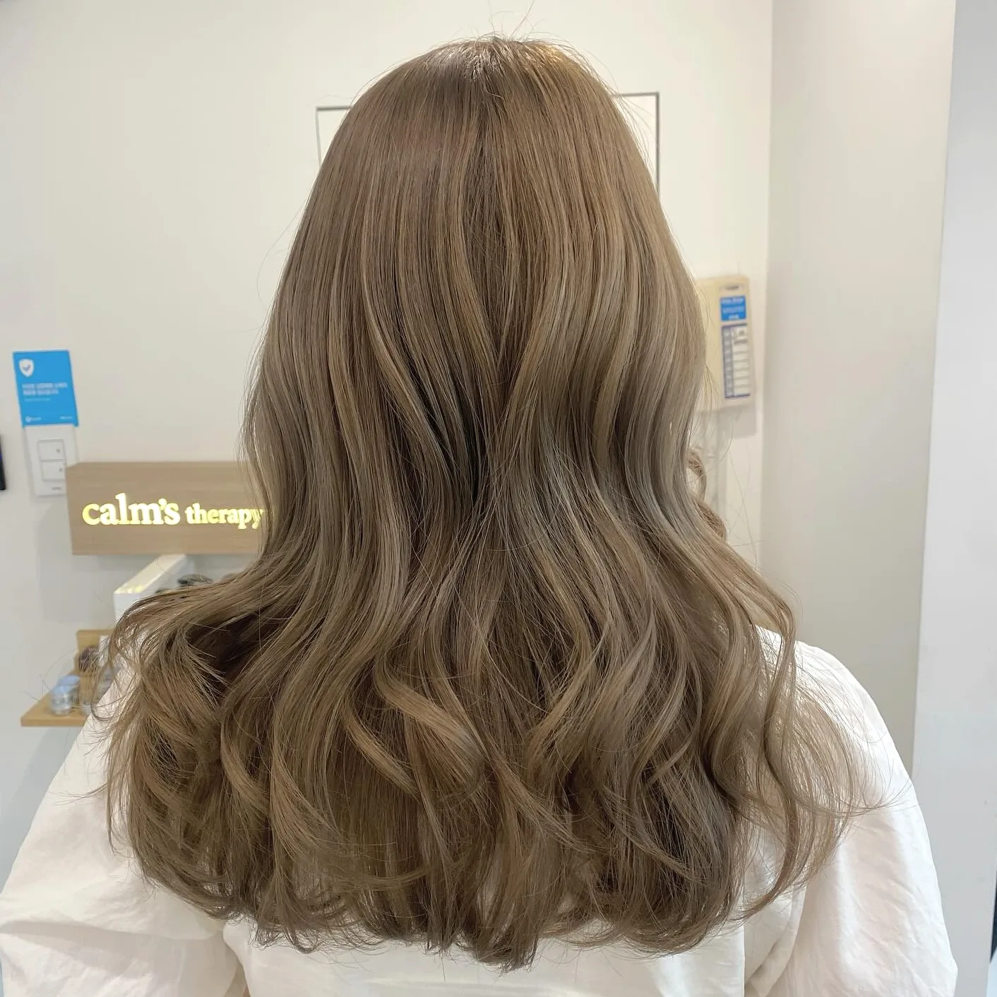 Gorgeous Korean Taupe Hair Color Collection: 7 Must-See Looks | Seoul Hair Salon 4 Korean Taupe Hair Color at Seoul Hair Salon