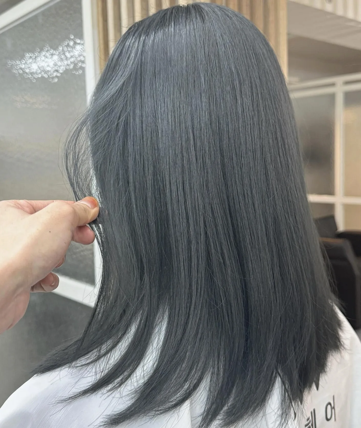 7 Stunning Korean Pearl Blonde Hair Styles You Need to Try | Seoul Hair Salon 5 Korean Pearl Blonde Hair coloring process