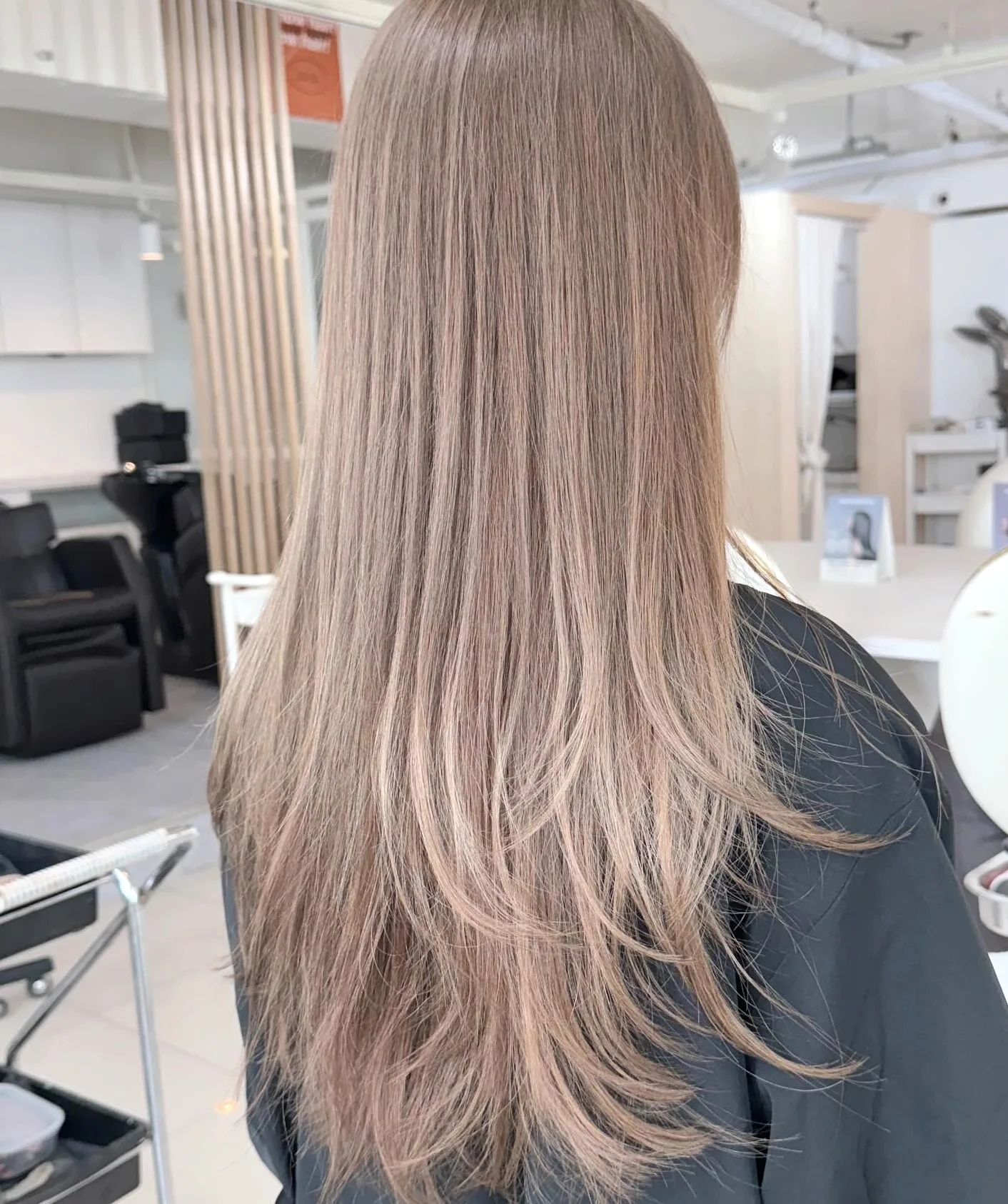 7 Stunning Korean Pearl Blonde Hair Styles You Need to Try | Seoul Hair Salon 7 Korean Pearl Blonde Hair benefits