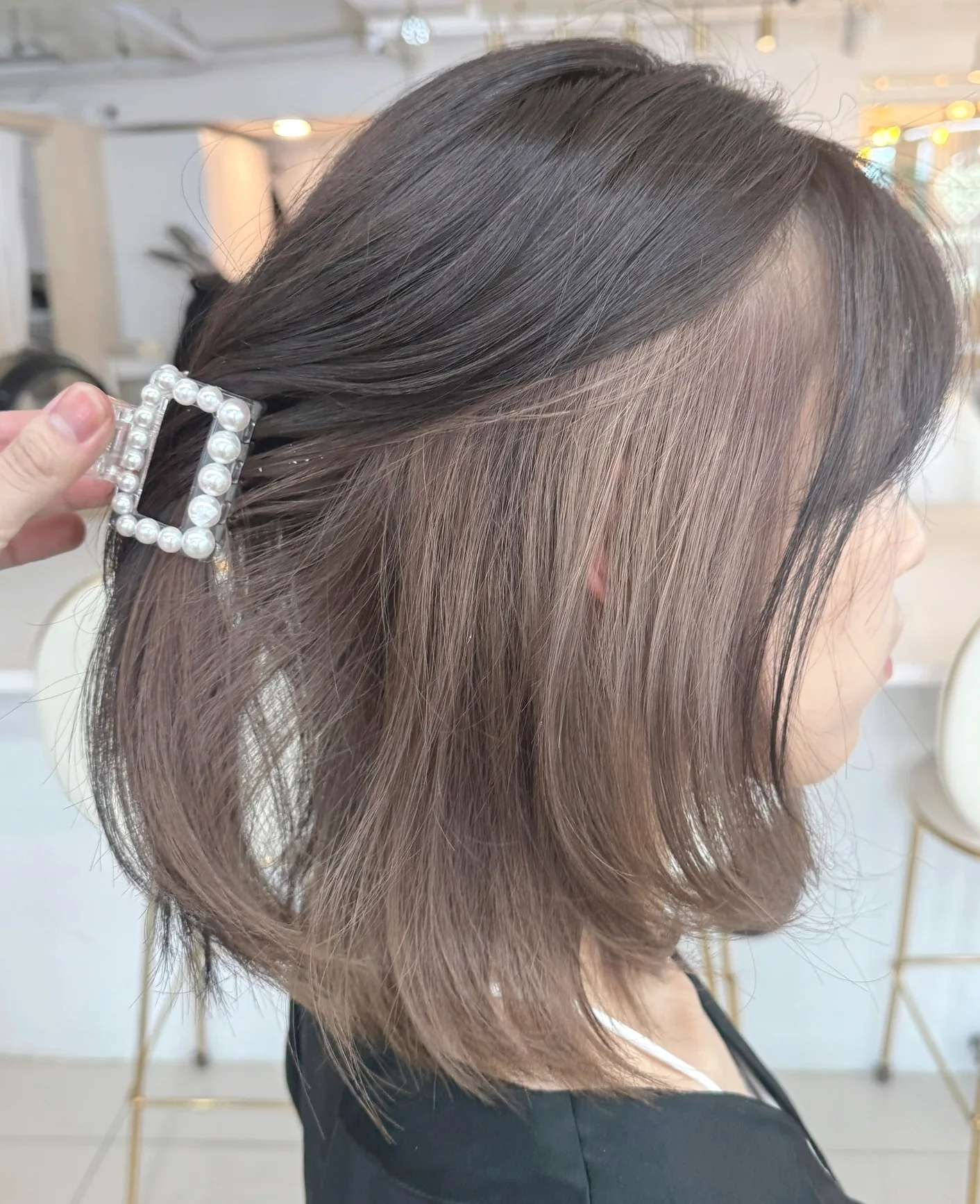 7 Stunning Korean Pearl Blonde Hair Styles You Need to Try | Seoul Hair Salon 9 Korean Pearl Blonde Hair booking information