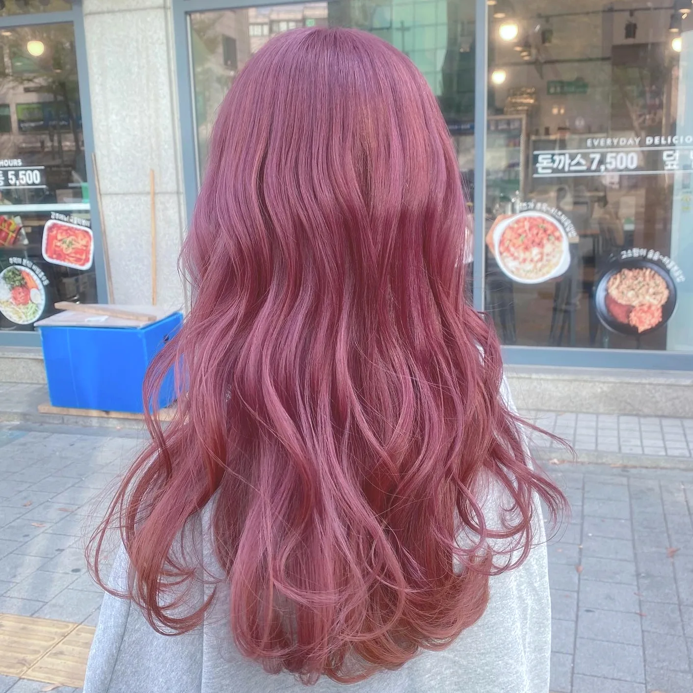 Korean Blonde Hair Guide 2026: 7 Gorgeous Ideas | Seoul Hair Salon 3 Korean Blonde Hair style example