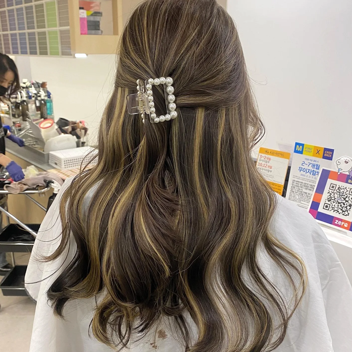 Korean Blonde Hair Guide 2026: 7 Gorgeous Ideas | Seoul Hair Salon 5 Korean Blonde Hair coloring process